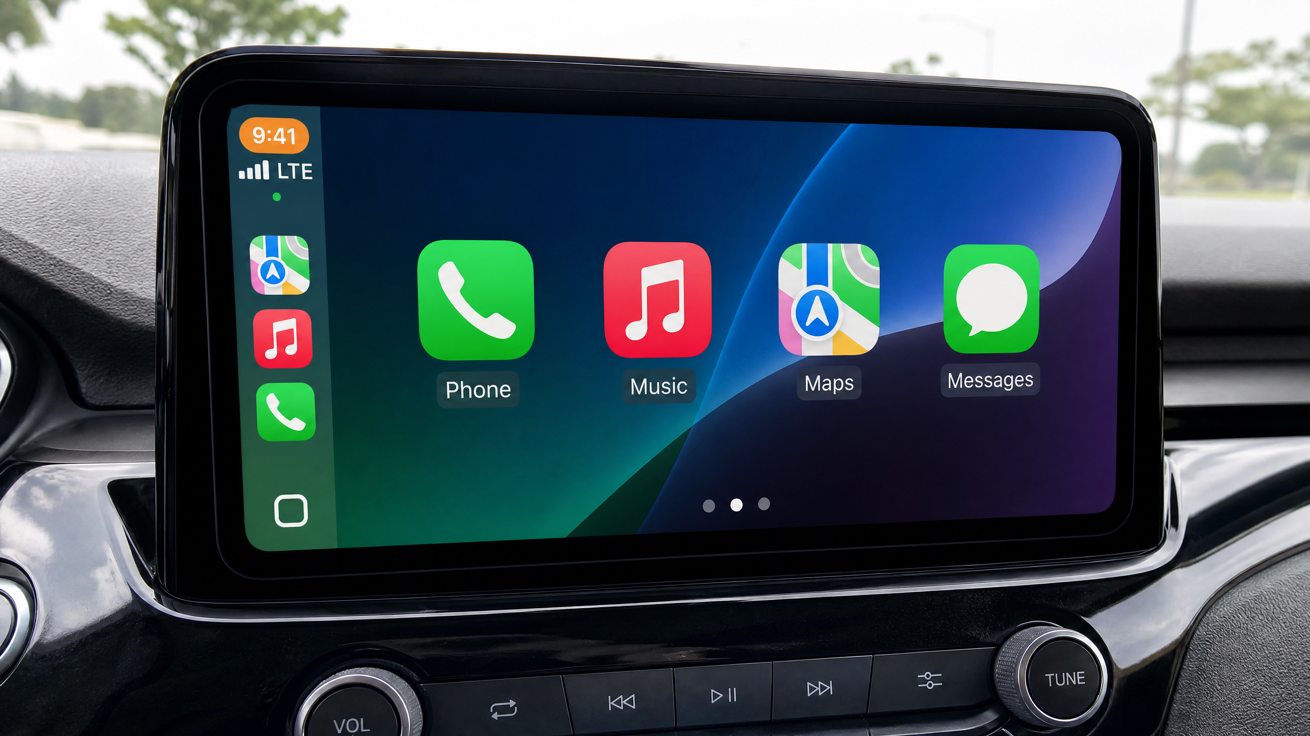 Apple CarPlay screen interface