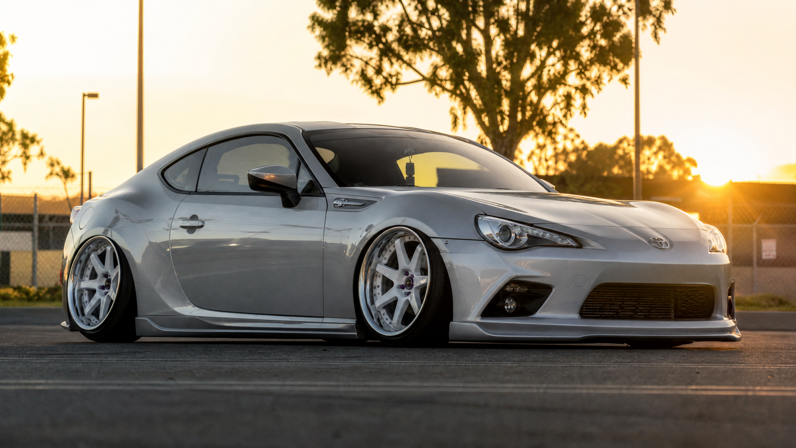 Lowering Your Car Safely: Springs, Coilovers & Air Suspension